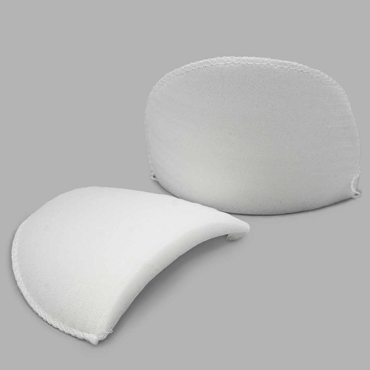 В-12/А Плечевые накладки обшитые, втачные, белый, 12*100*150мм, Hobby&Pro