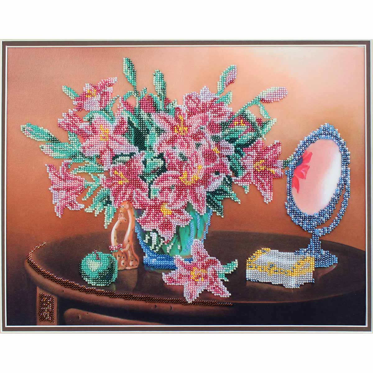 БН-3136 Набор для вышивания бисером Hobby&Pro 'Лилии в натюрморте', 28*35 см