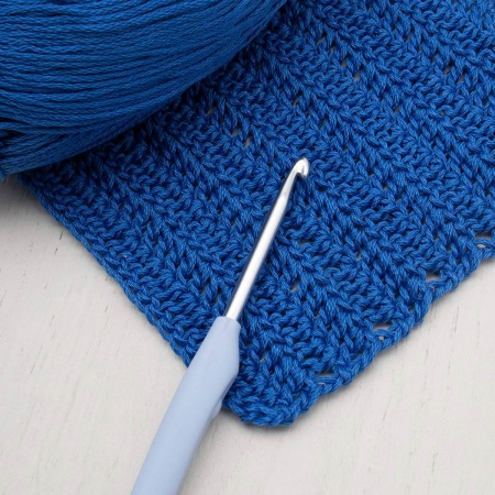 953350 Крючок для вязания d 3,5мм с резиновой ручкой с выемкой для пальца, 16,2см, Hobby&Pro